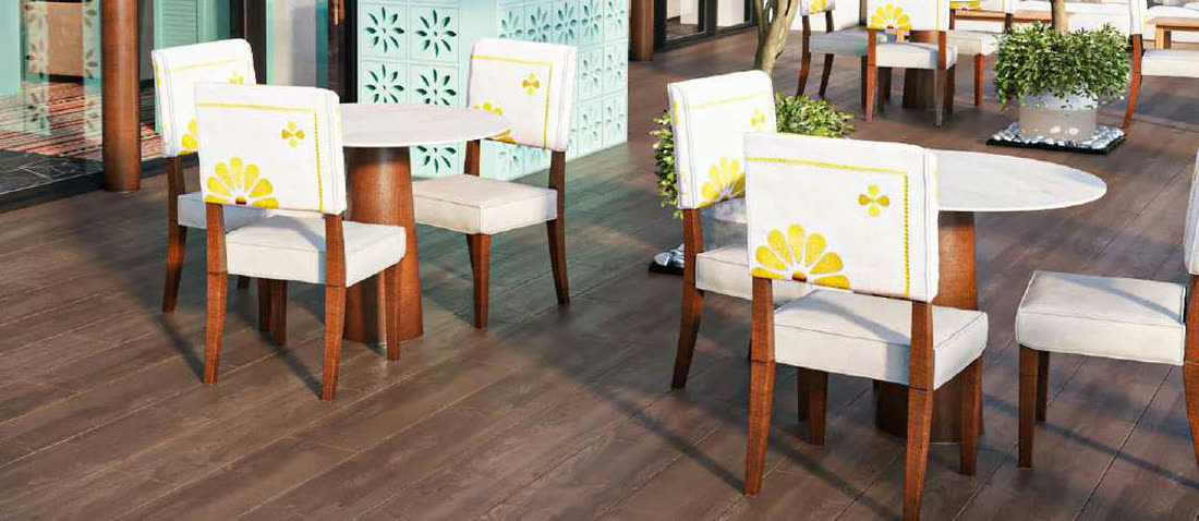 Outdoor seating at Kashtat Amina